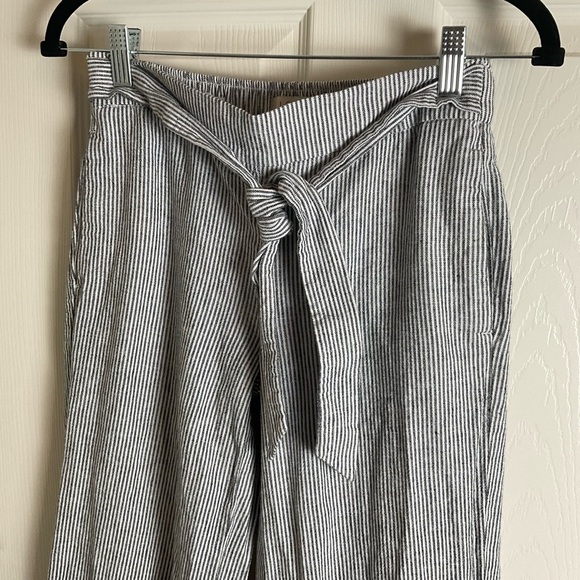 LOFT wide leg crop petite Pants size xxsp - Picture 2 of 10